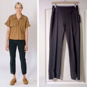 NWT epoque evolution | Jet Set Trousers In Carbon Grey (Size 6)